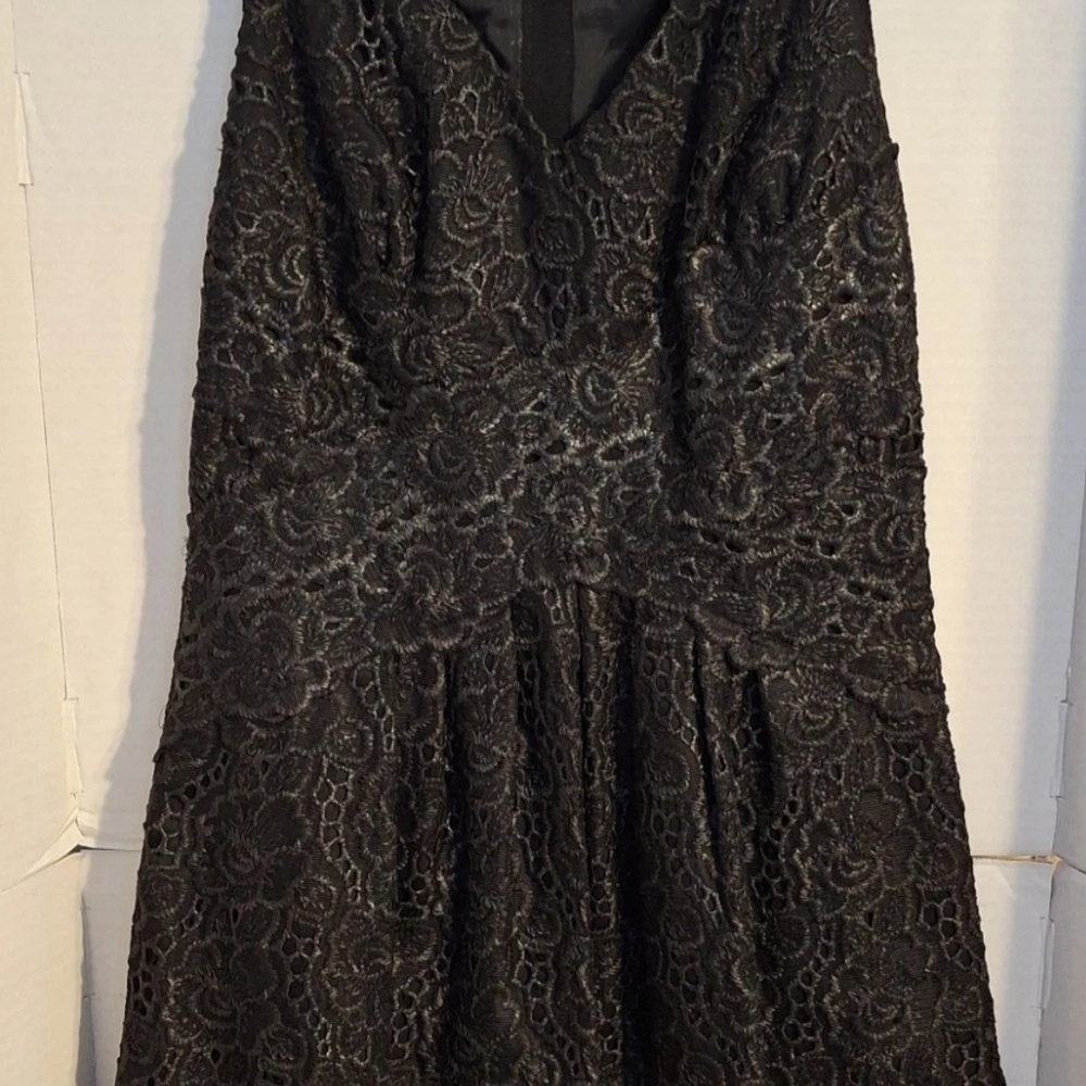 Leifsdottir Black Lace Prom Dress